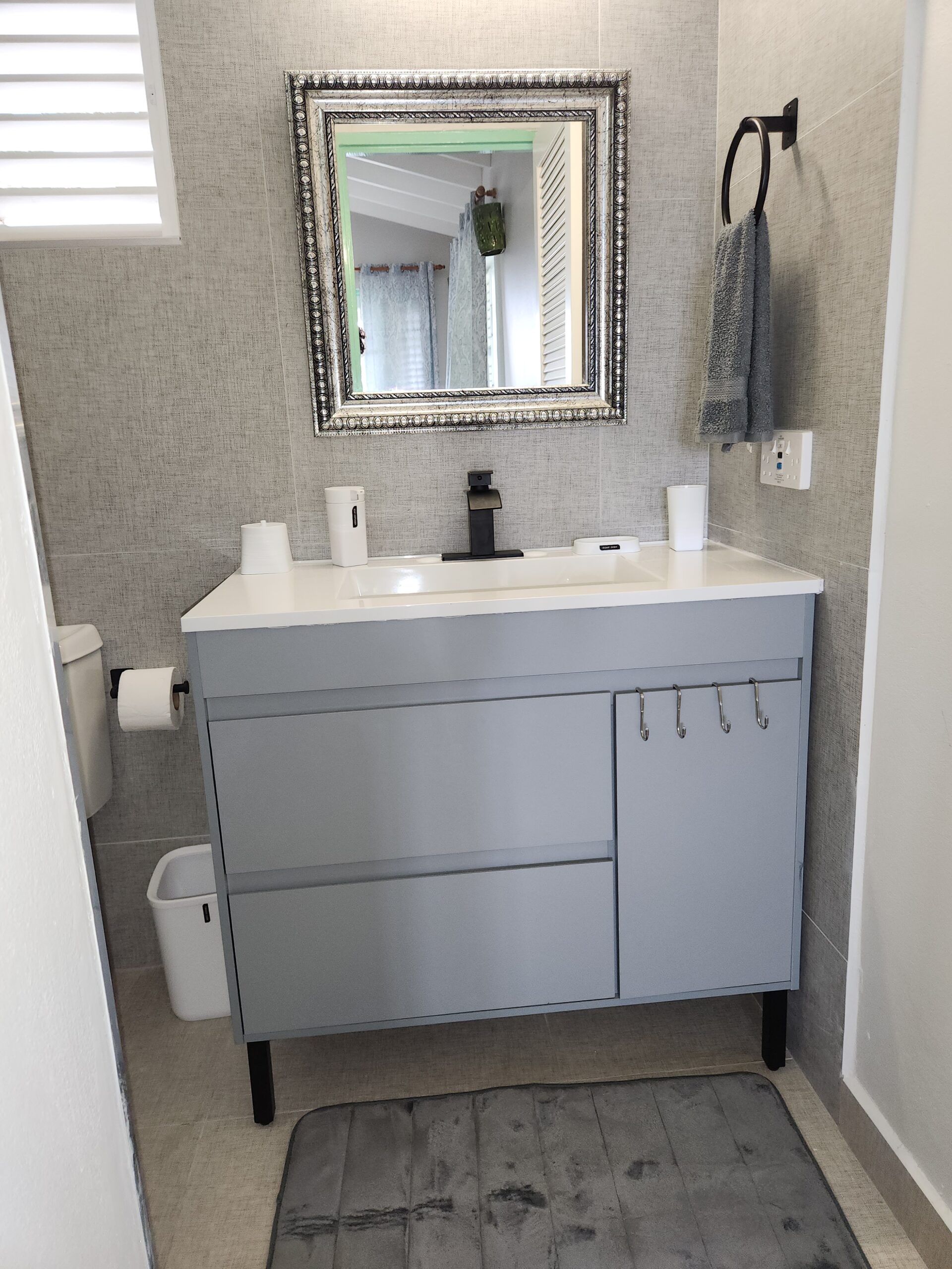 Bathrrom 2 Sink